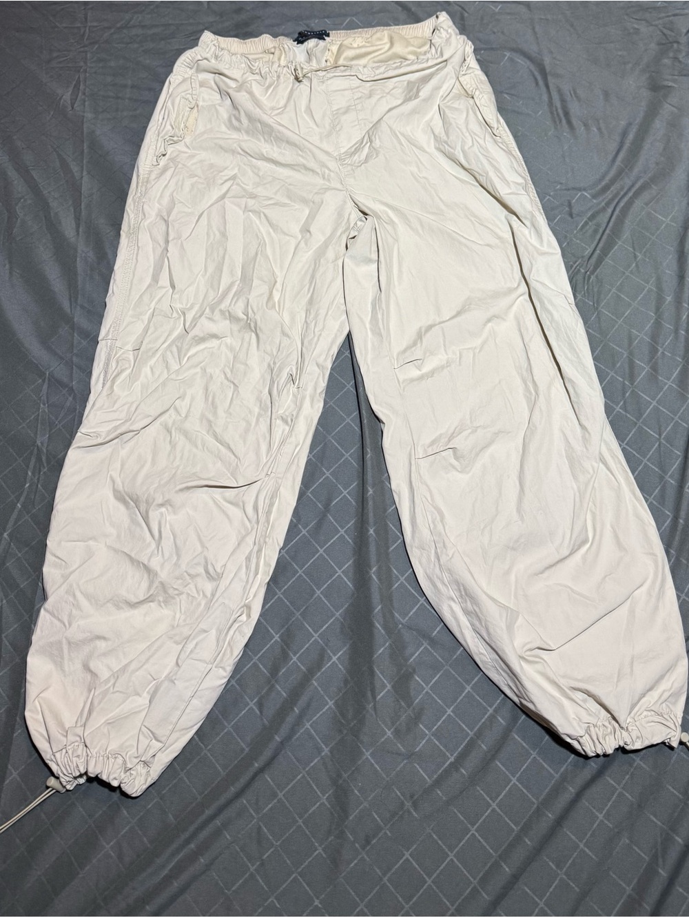 Aeropostale Wide Leg Drawstring Jogger Pants in Cream